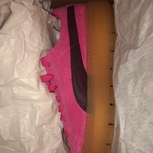 Puma Shoes (Size 9.5)